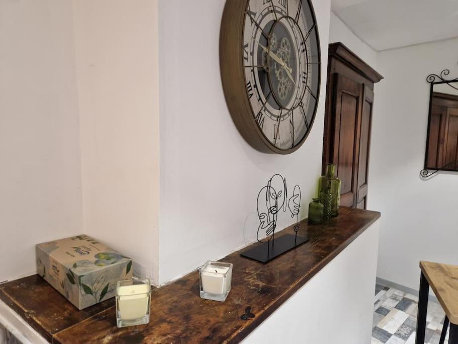Studio Au Coeur Du Village Туртур Экстерьер фото
